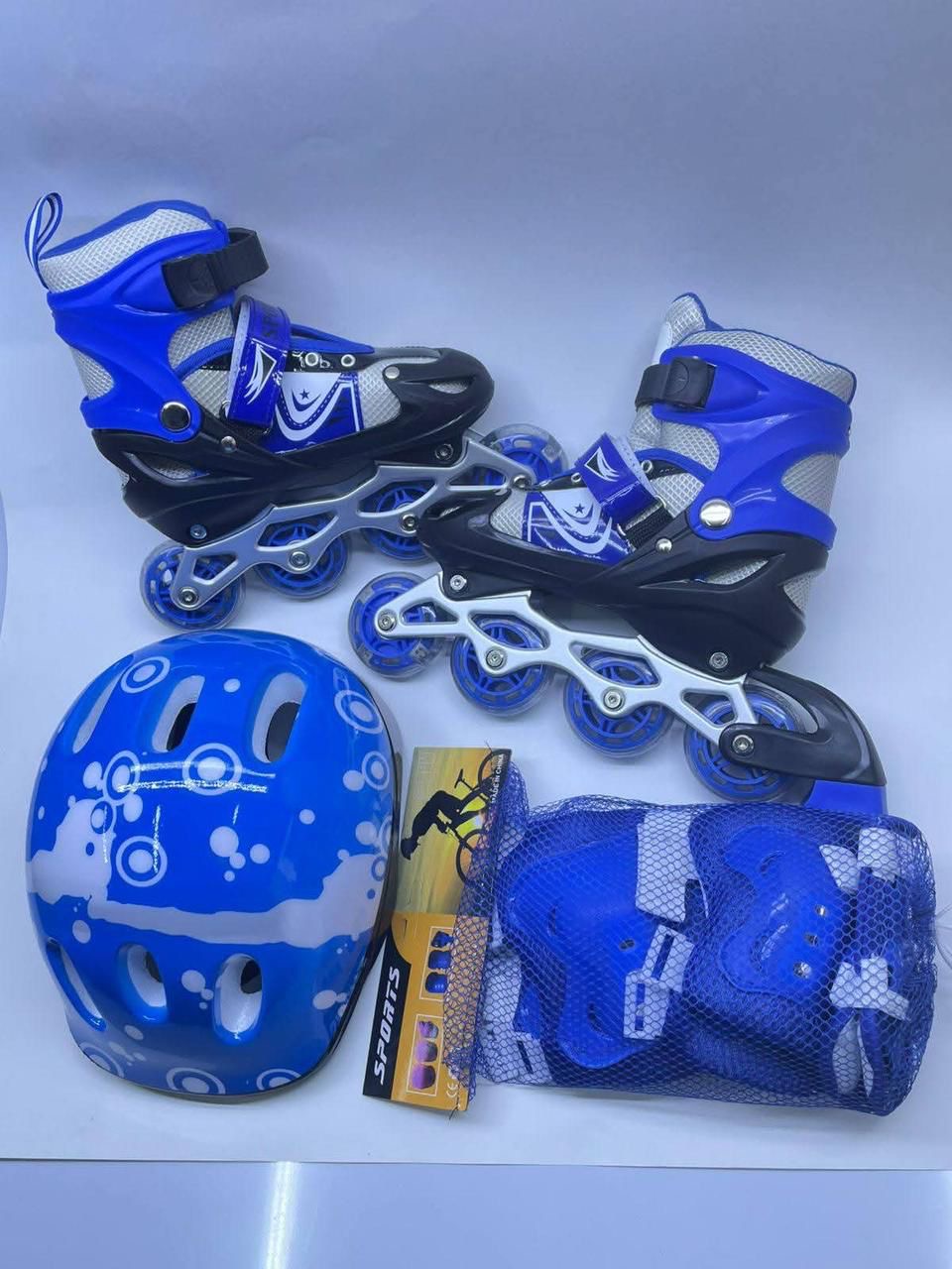 Skating shoes