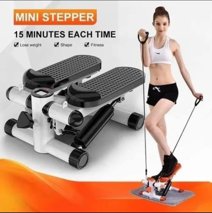 Mini stepper with resistance band.